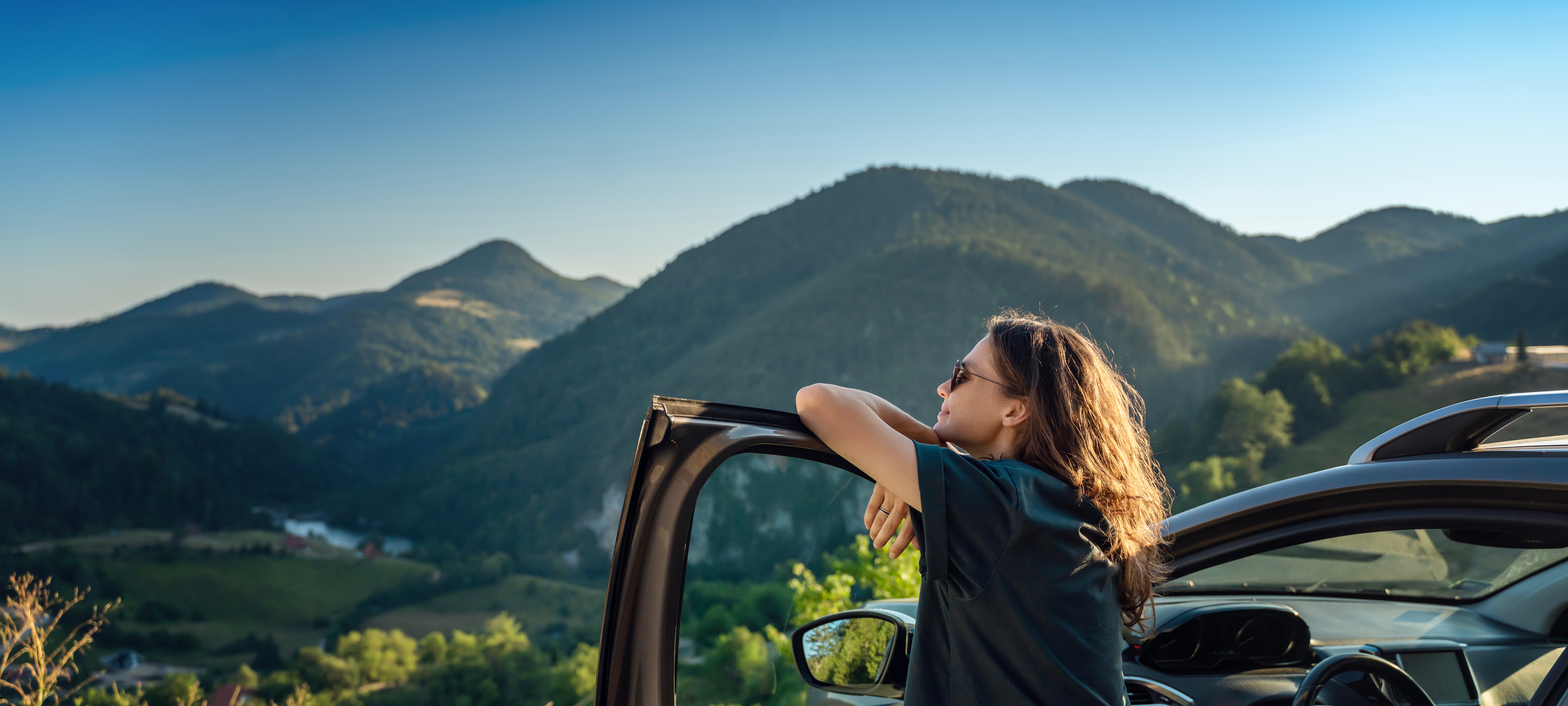 Summer vacation is the perfect time to unwind, but it can also bring unexpected discomfort—especially for your vaginal health. Changes in hygiene routines, sweaty